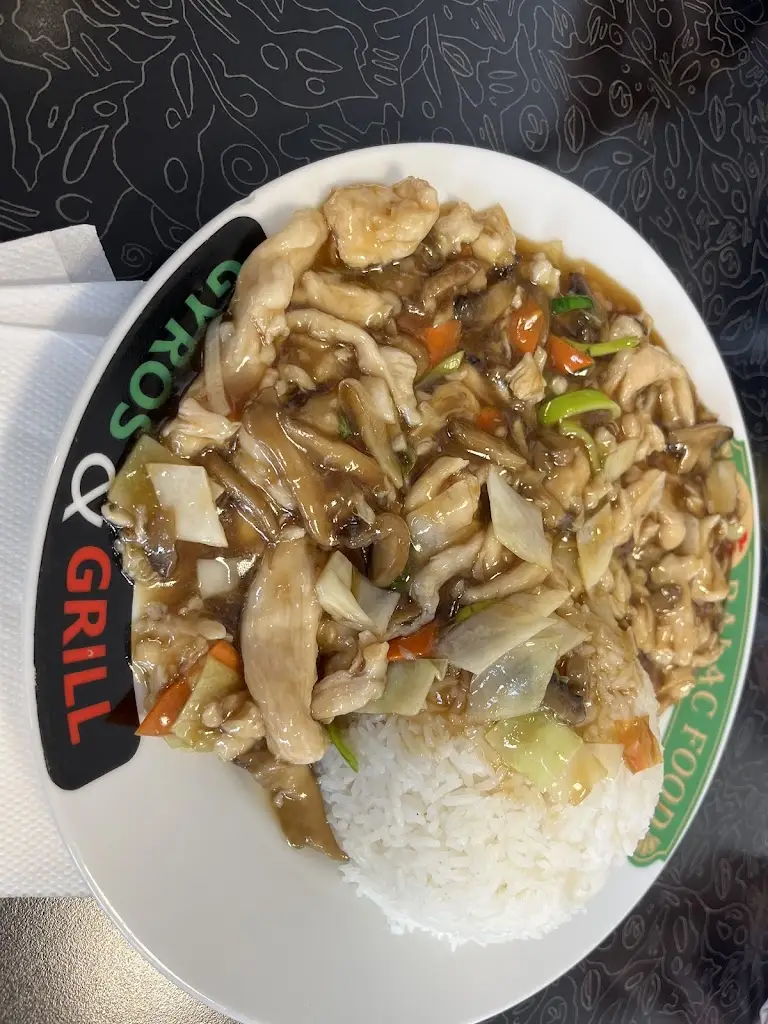 YeZow com_Palác Food Milovice_Milovice_review