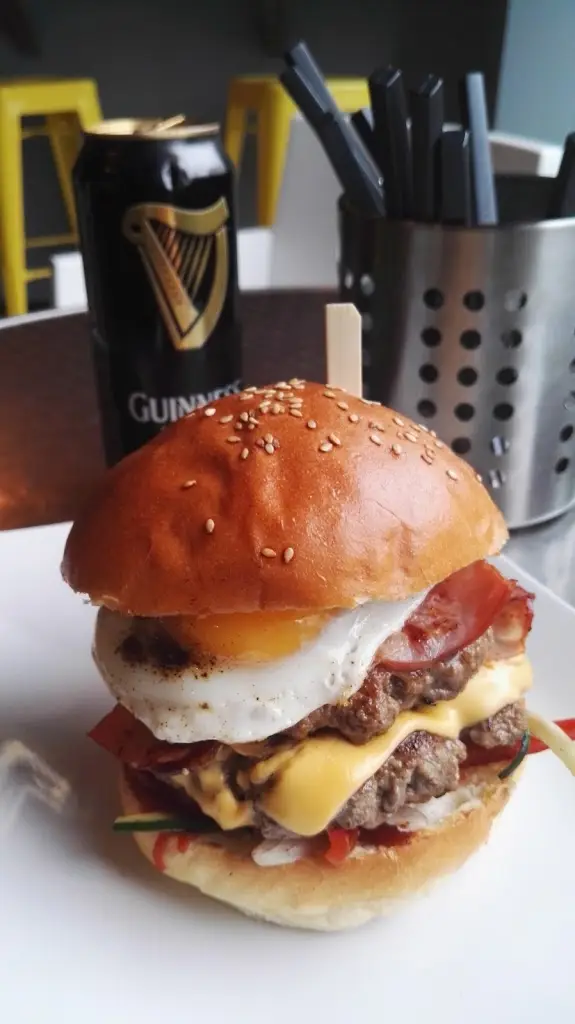 Zdeněk Horčička_Daniel's Burger_Lysá nad Labem_review