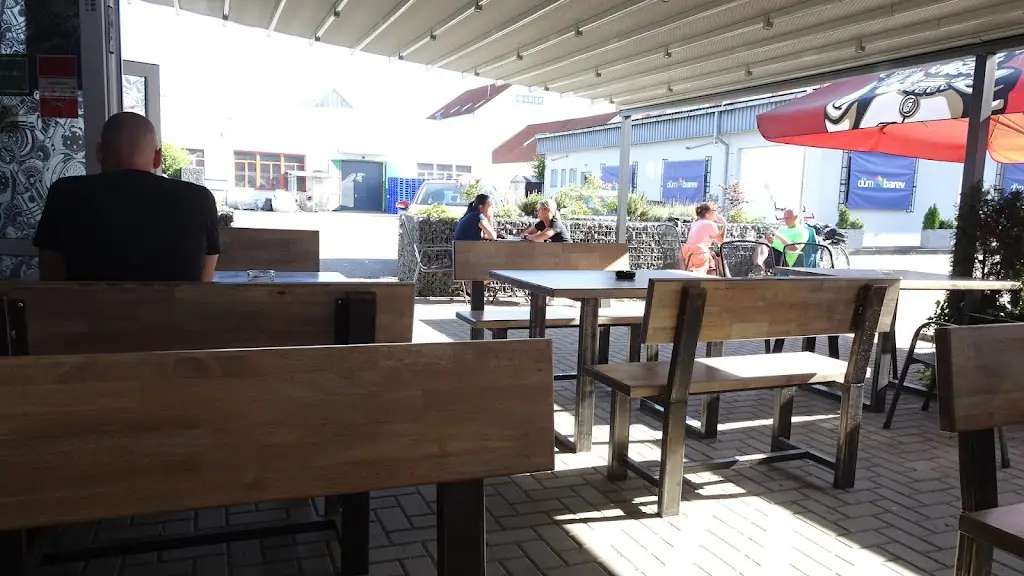 Mitja Plecity_GARAGE restaurace Tábor_Okres Tábor_review