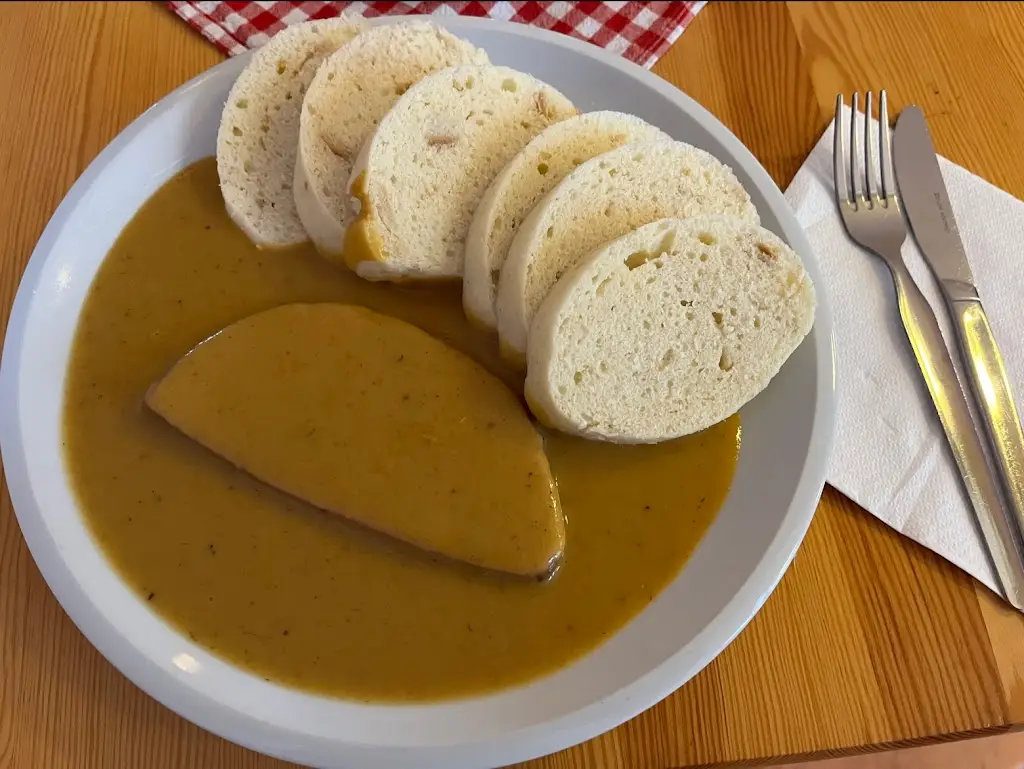 Staročeská jídelna - Nádražní restaurace_Lysá nad Labem_slider_image_2