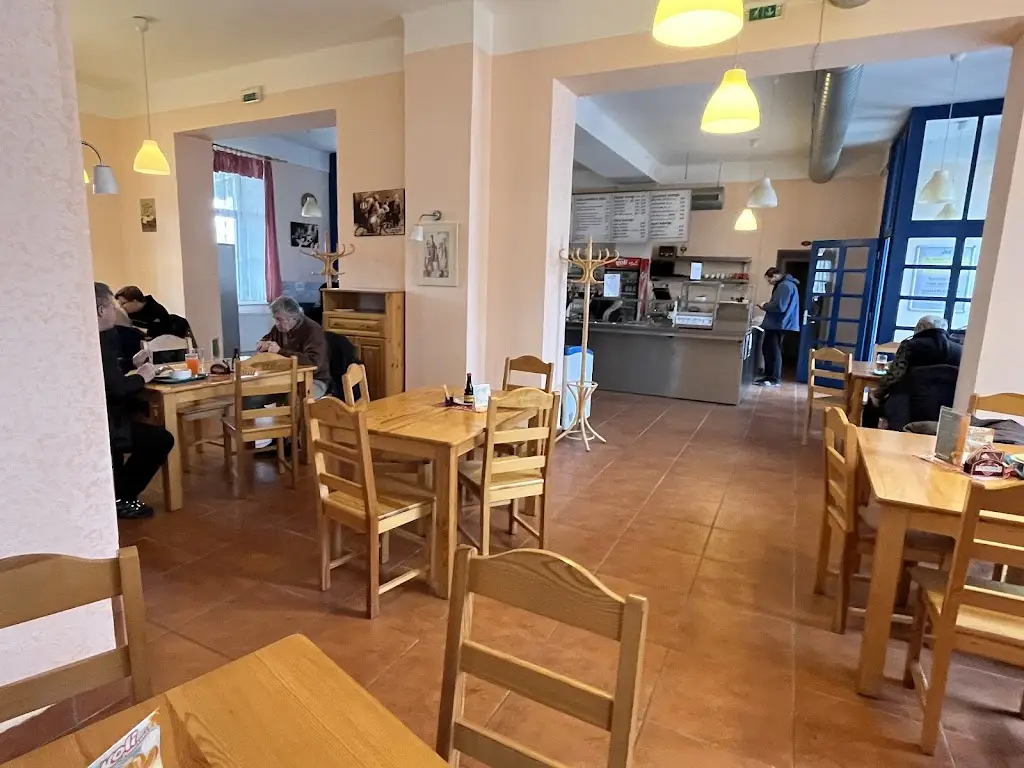 Staročeská jídelna - Nádražní restaurace_Lysá nad Labem_slider_image_3