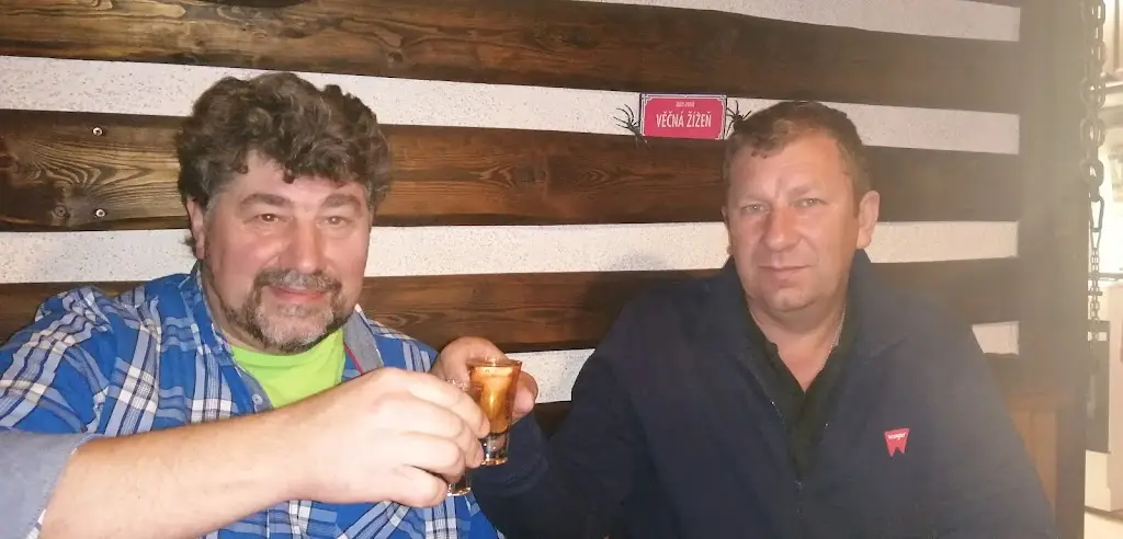 Roma Rocker_Nohejbal club, hospůdka Stará Lysá_Lysá nad Labem_review