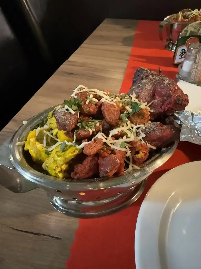 Tatevik Tonoian_Indická restaurace Danphe_Nymburk_review