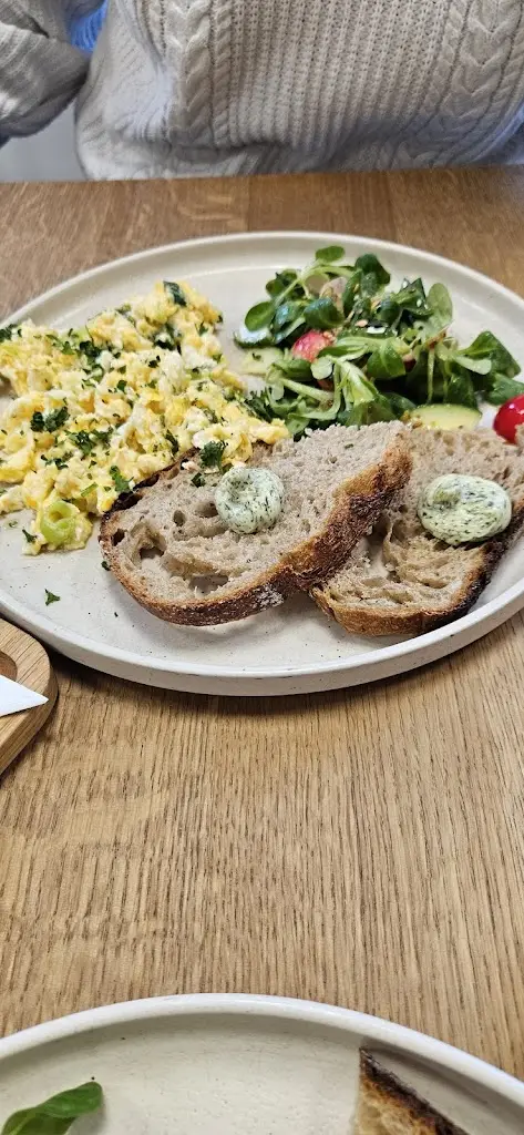 fotke telefon_Další Místo_Nymburk_recensione