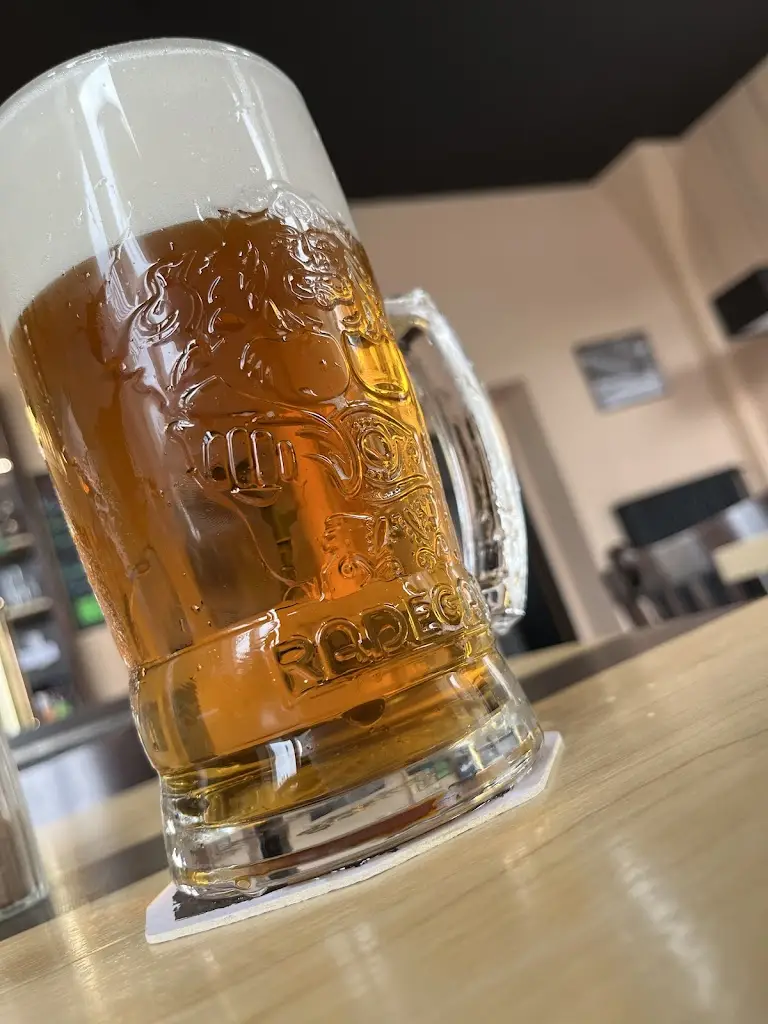 Honzík Rydl_Restaurace U Nádraží_Nymburk_review