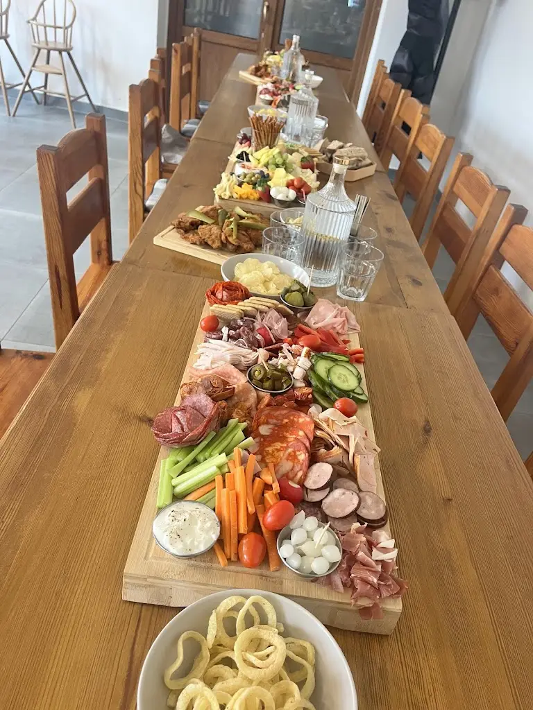 TETÍNSKÁ HOSPODA_Okres Beroun_slider_image_2