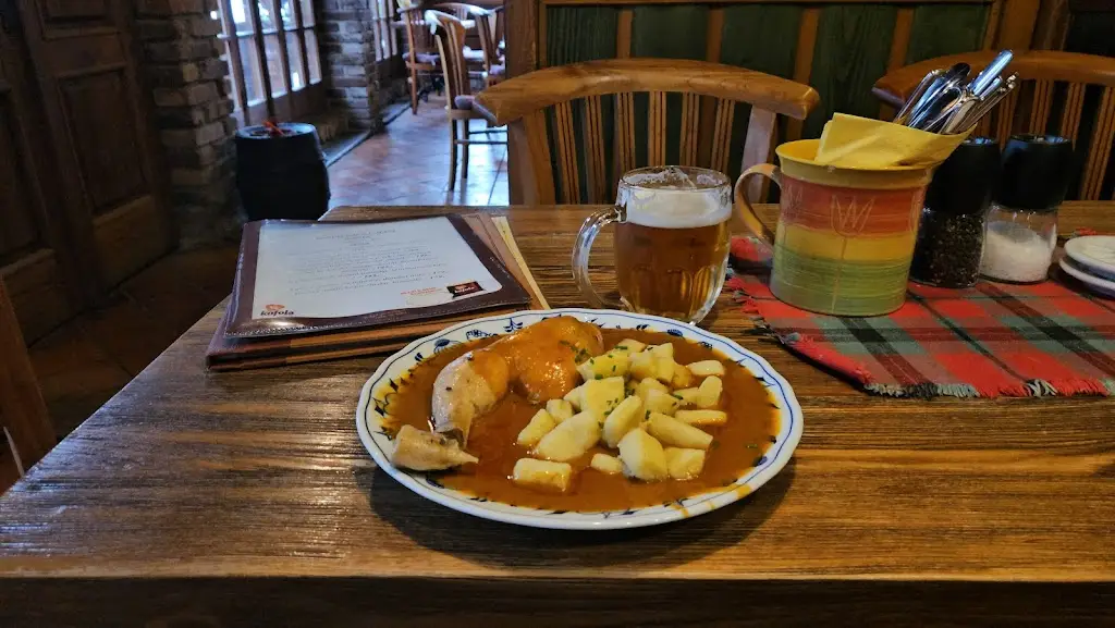 Tania Koh_Restaurant U Máni v Třebani_Okres Beroun_review