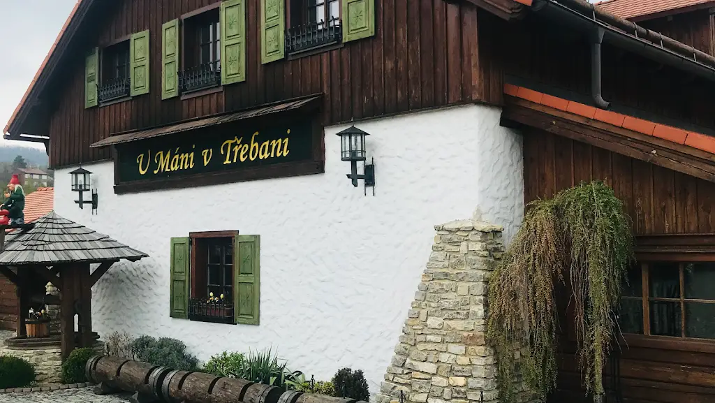 Restaurant U Máni v Třebani restaurant in Okres Beroun