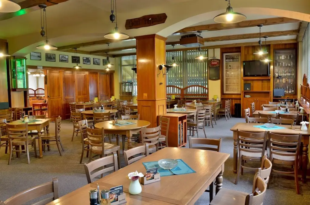 Restaurace u Kotherů Dřevák_Okres Nymburk_slider_image_3