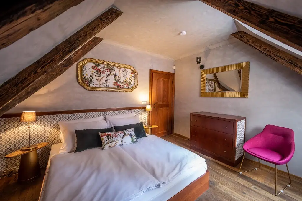 Miss Sophie's Charles Bridge_Okres Praha-západ_slider_image_3