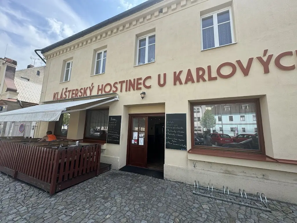 U Karlových Varů_Mnichovo Hradiště_slider_image_1