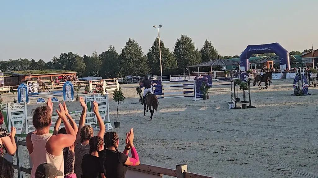 Farma Ptýrov_Mnichovo Hradiště_slider_image_2