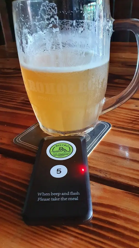 Amy V_Bistro Pod Valečovem_Mnichovo Hradiště_review