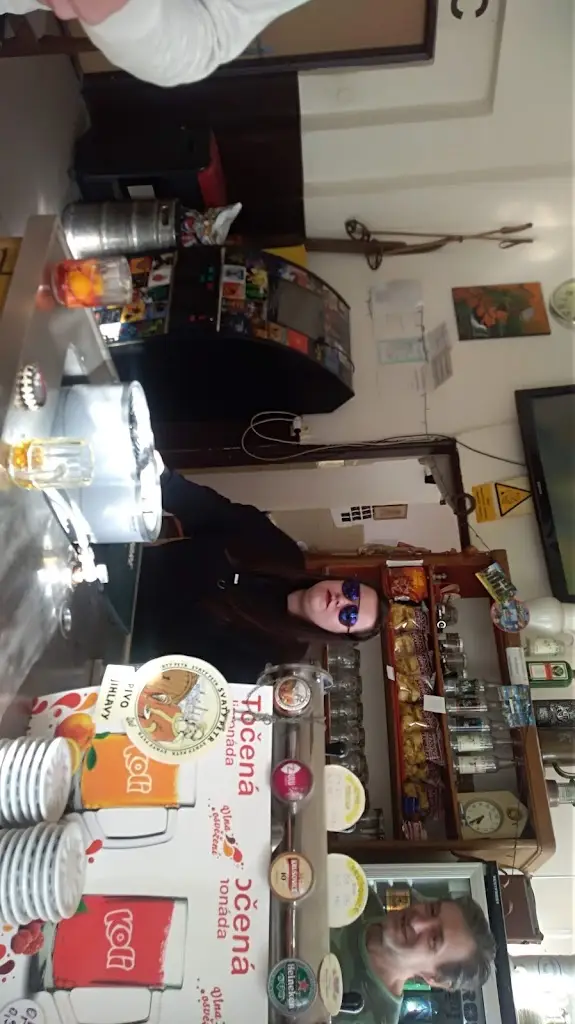 COLOGNES s.r.o.spolecnost_Pchery_slider_image_2