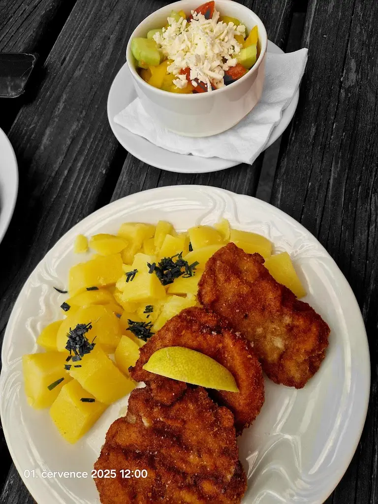 Jirka Vondráček_Restaurace Absolutní nepohoda_Okres Praha-východ_review