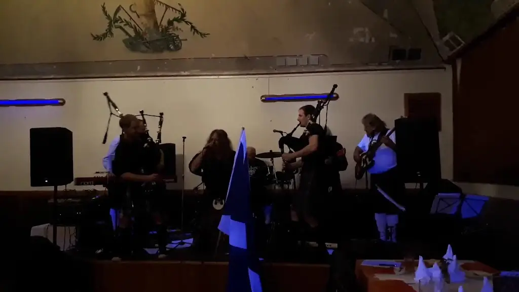 U České Koruny_Okres Mělník_slider_image_2