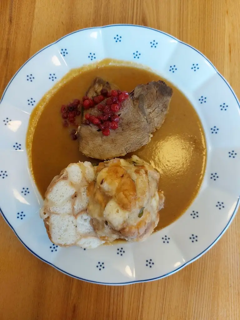 Fernanda Liendo_Náš Hostinec_Poděbrady_review