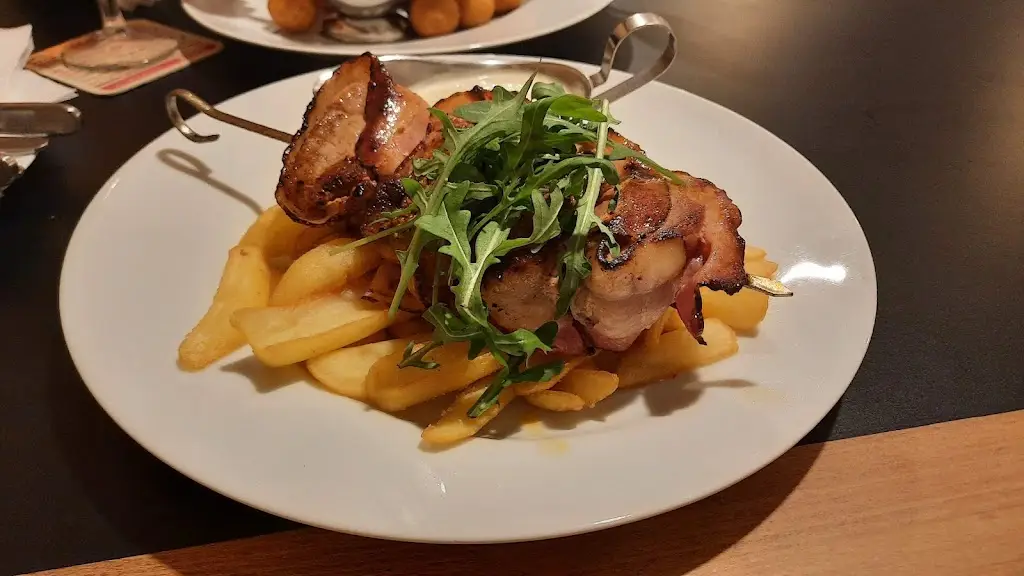 Restaurace U Zlatého hroznu_Okres Rakovník_slider_image_3