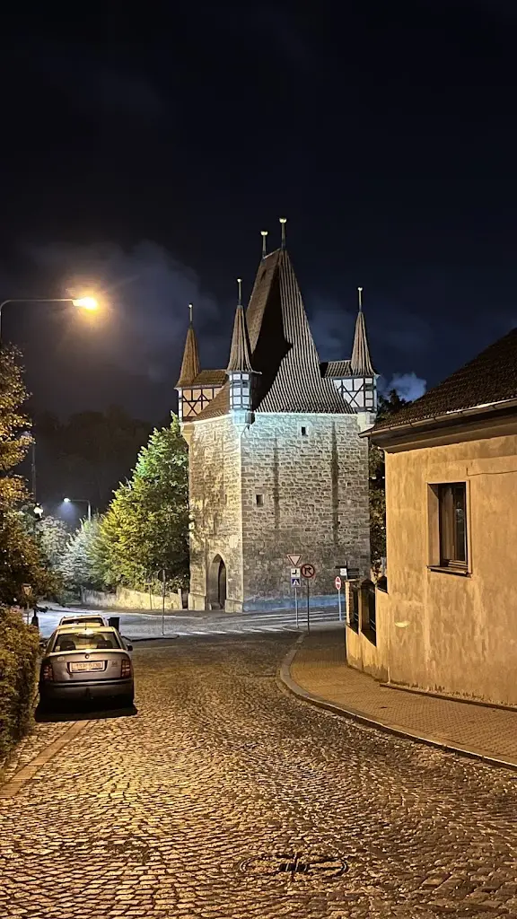 György Végh_Pivnice Na Hrádku_Okres Rakovník_review