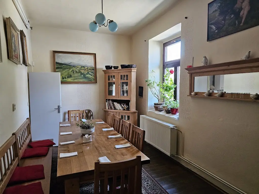 Vlada Nedved_Na Pašince_Okres Kutná Hora_review