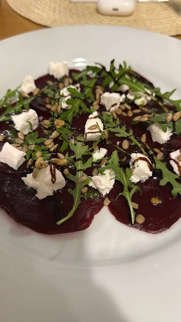 Manfred Mueller_Sokolovna_Pyšely_review