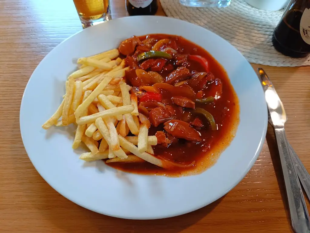 Alexander Jansen_Sokolovna_Pyšely_review