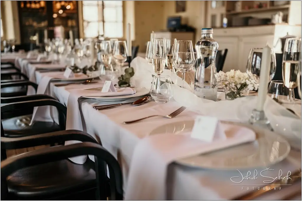 Restaurace Na Karlově_Postupice_slider_image_1