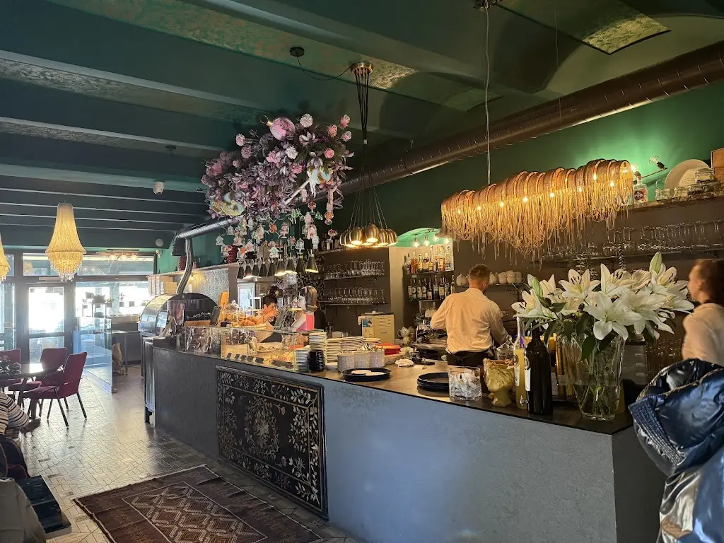 Pierre H_La PAUSA ... ciao_Postupice_review