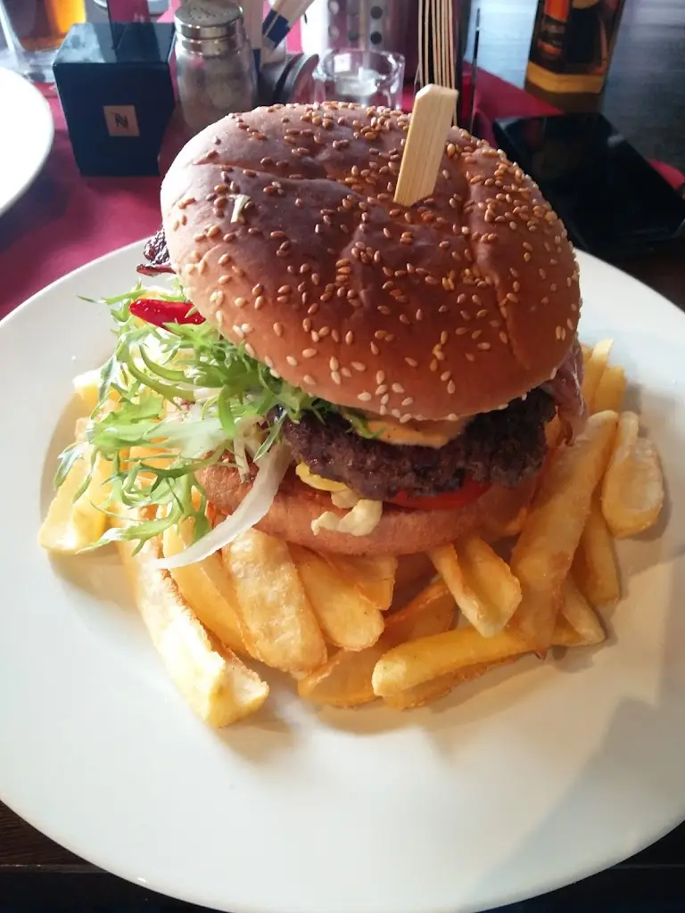 Jirčanská hospůdka Na návsi_Psáry_slider_image_2