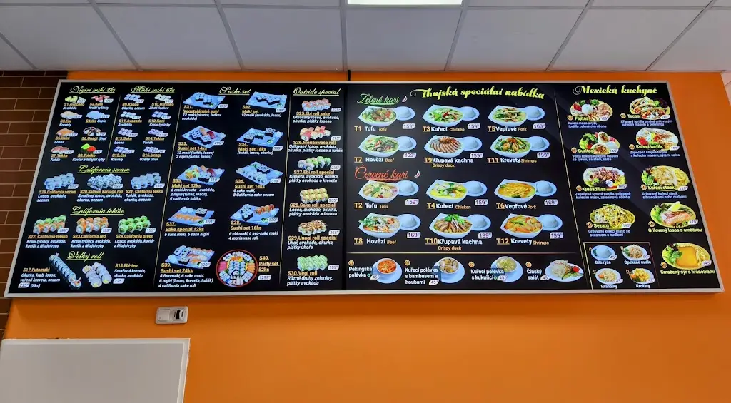 Jiří Krátký_Asian Wok_Pečky_review