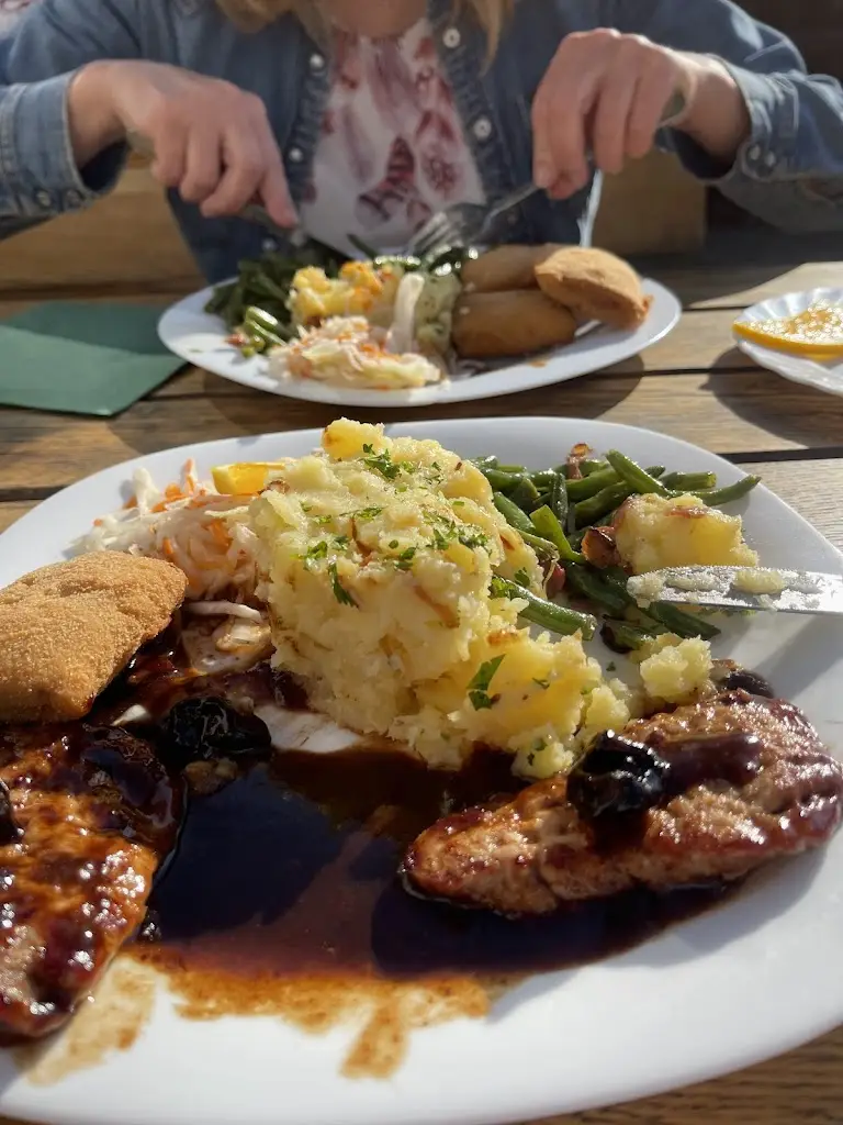 John Kemp_Na Vršíčku_Okres Příbram_review