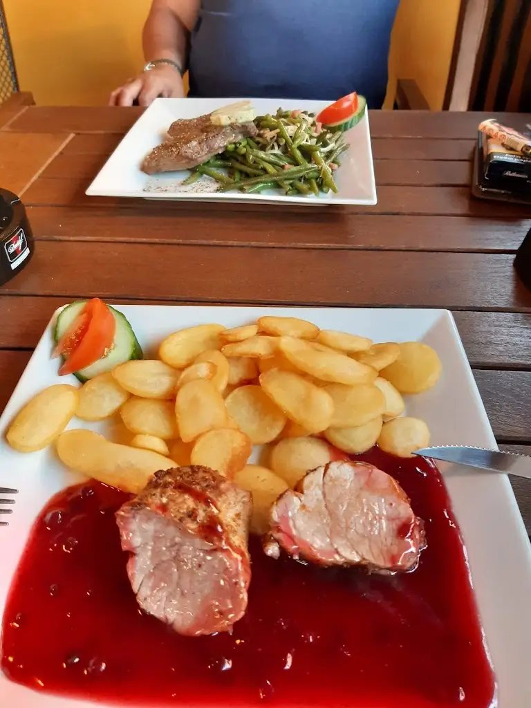 Restaurace Bowling U Simony_Okres Příbram_slider_image_2