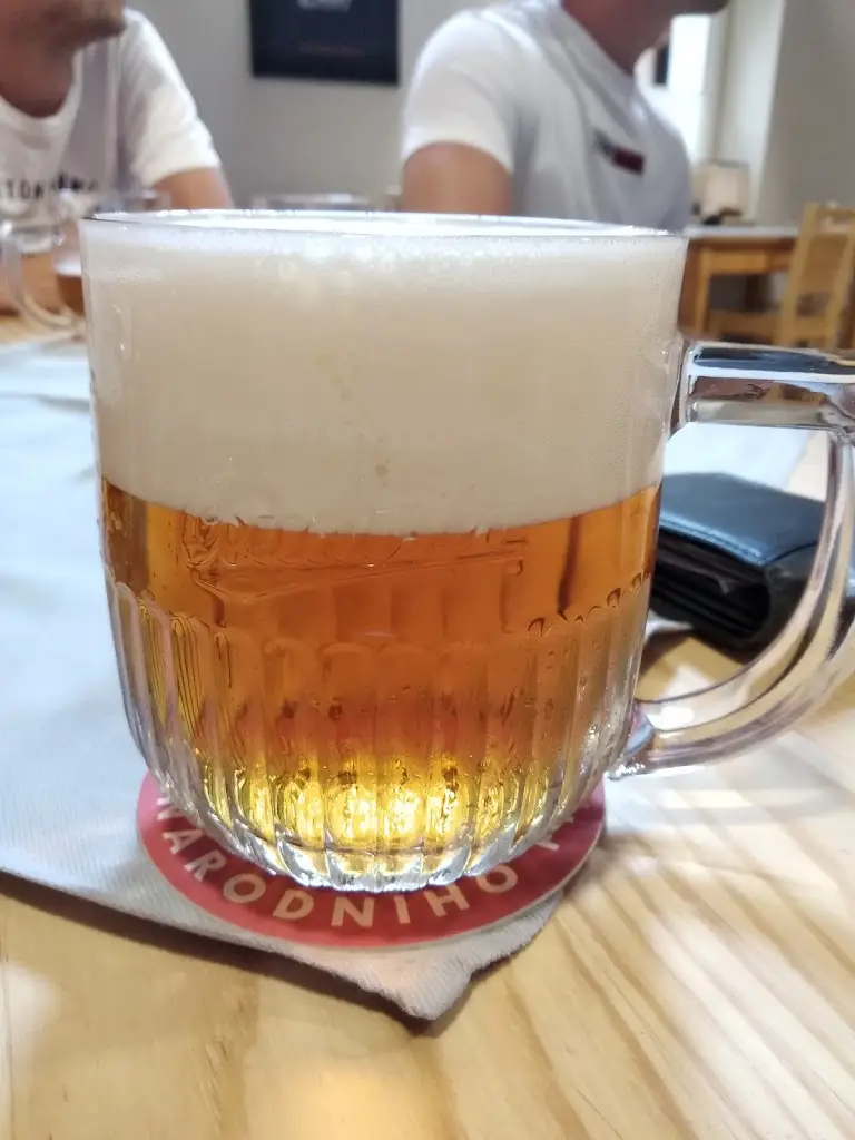 Vojtěch Vraník_Pivnice U Jarošů_Sadská_review
