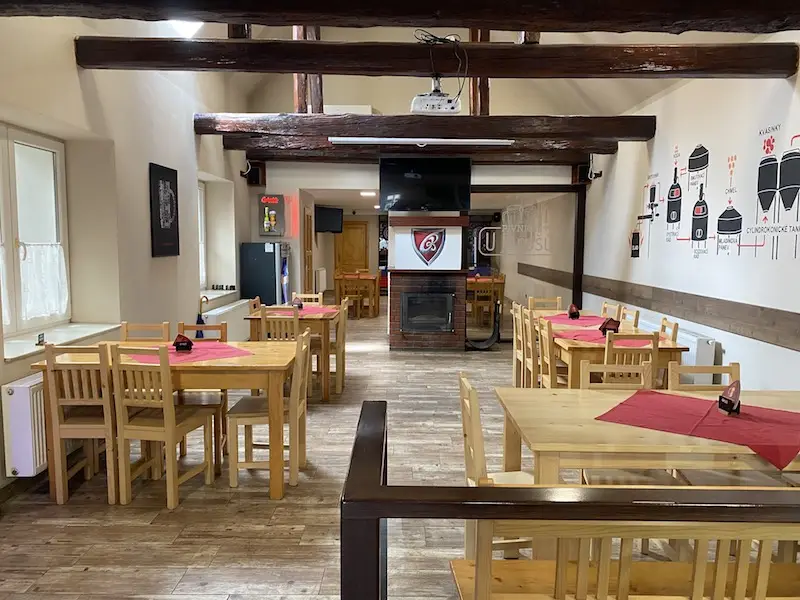 Pivnice U Jarošů_Sadská_slider_image_3