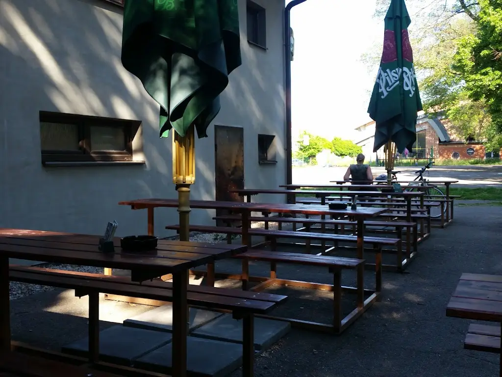 Pub Sokolovna restaurant in Sadská