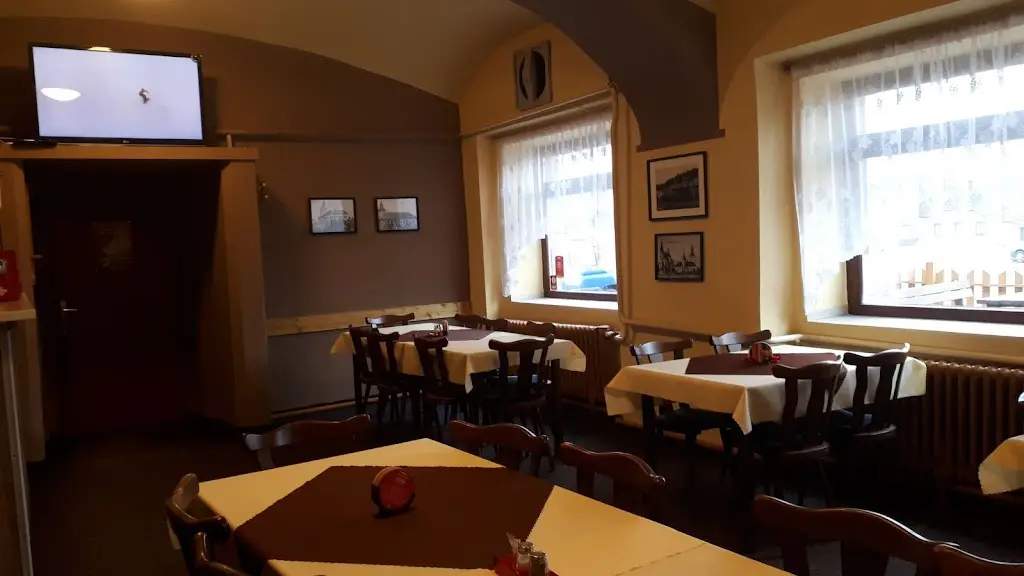 Restaurace U Pilařů restaurant in Smečno