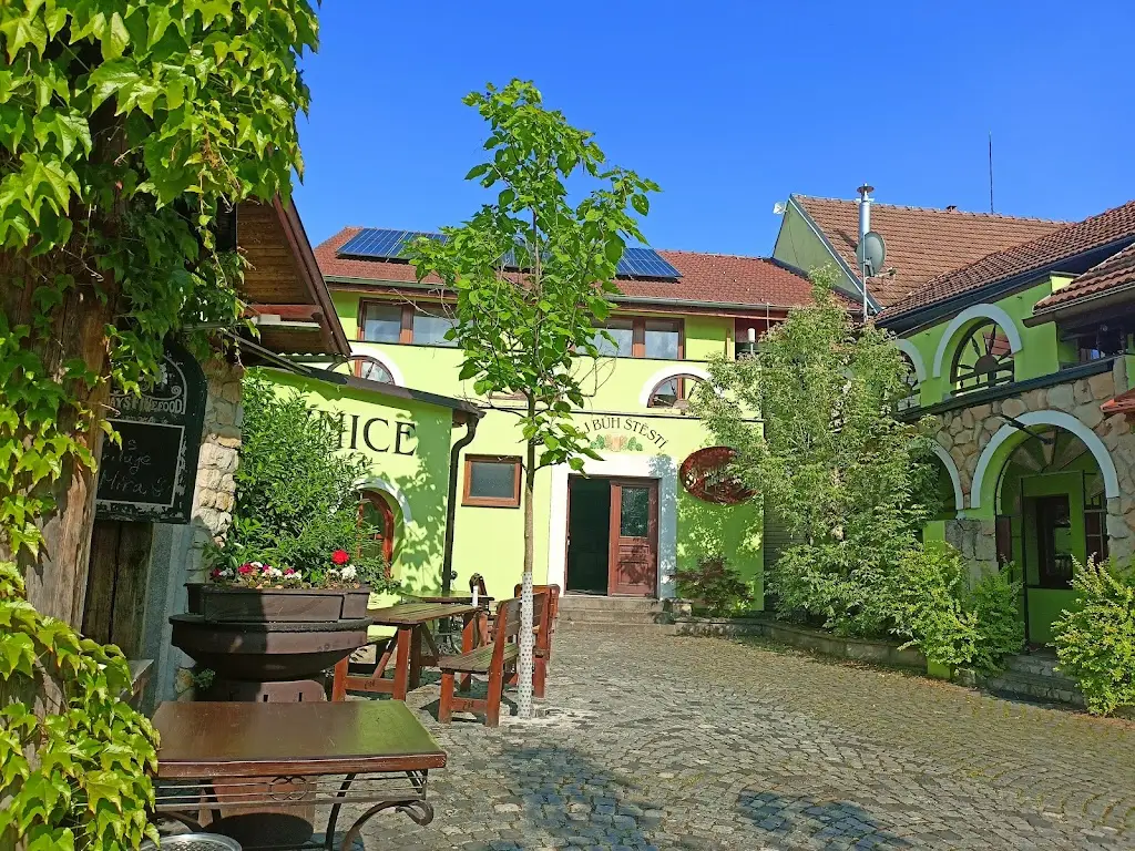 Šestajovický pivovar_Šestajovice_slider_image_3