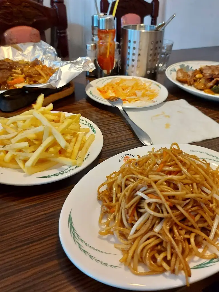 Čínská restaurace FU HAO restaurant in Rudná