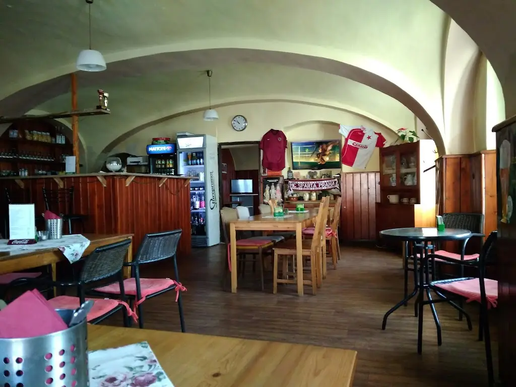 Restaurace Na Staré Hořelice_Rudná_slider_image_1