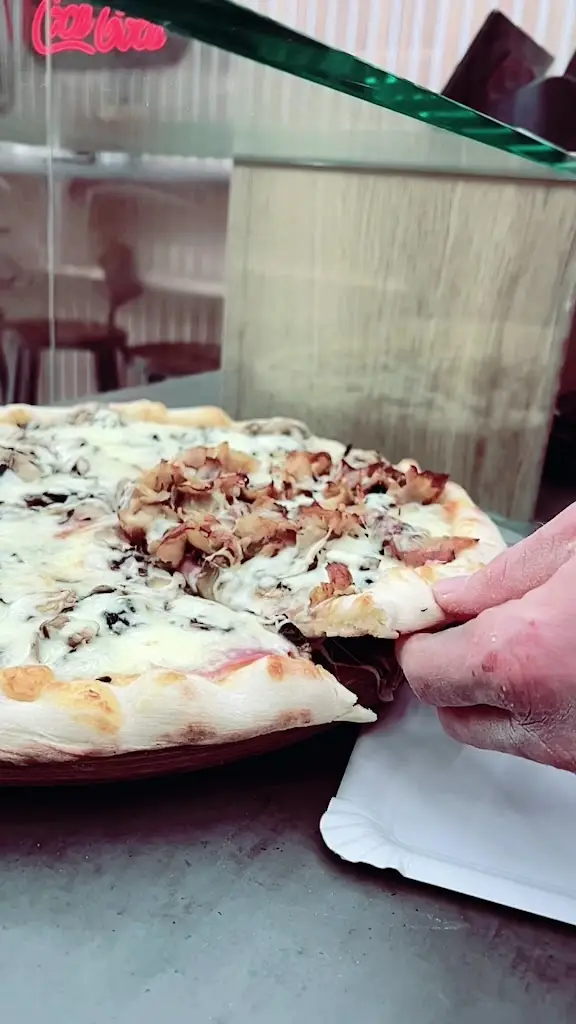 Pizza Nonno Sázava_Sázava_slider_image_2