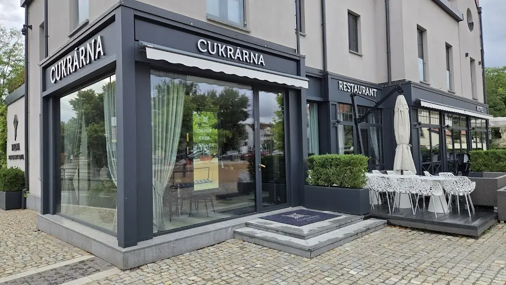 Paloma Průhonice restaurant in Průhonice