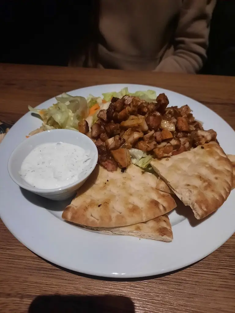 Matthew de Prada_U Fleka_Průhonice_review