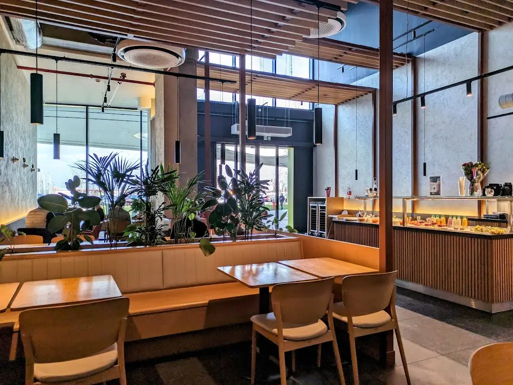 Roman Margold_Dhaba Beas_Průhonice_recensione