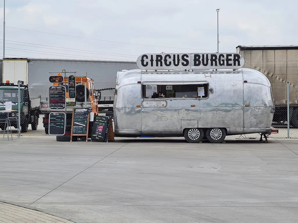 Circus burger_Strančice_slider_image_2