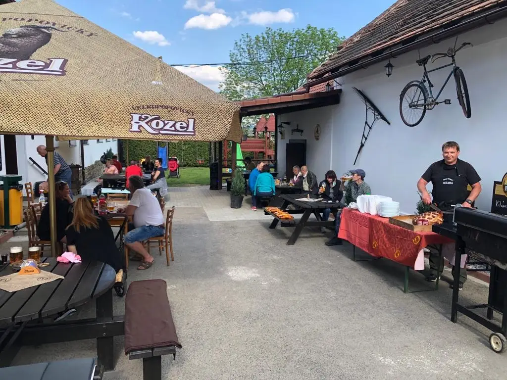 Hostinec U Cihelků restaurant in Štěchovice