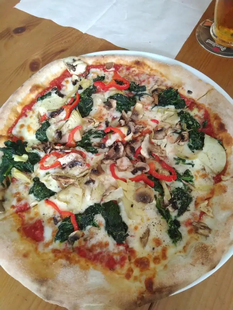 Zlata GERGELOVA_Pizzeria Štěchovický dvůr_Štěchovice_review