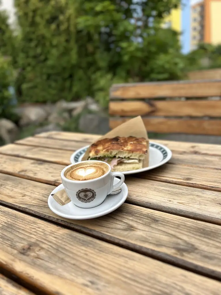 Petra Tancibudkova_La Anima caffè & pasta_Sedlčany_review