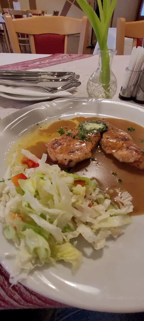 beruška sedmitečná_Školní Restaurace_Sedlčany_review