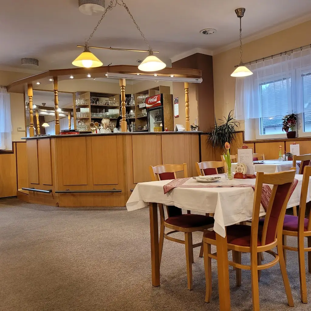 Školní Restaurace_Sedlčany_slider_image_1