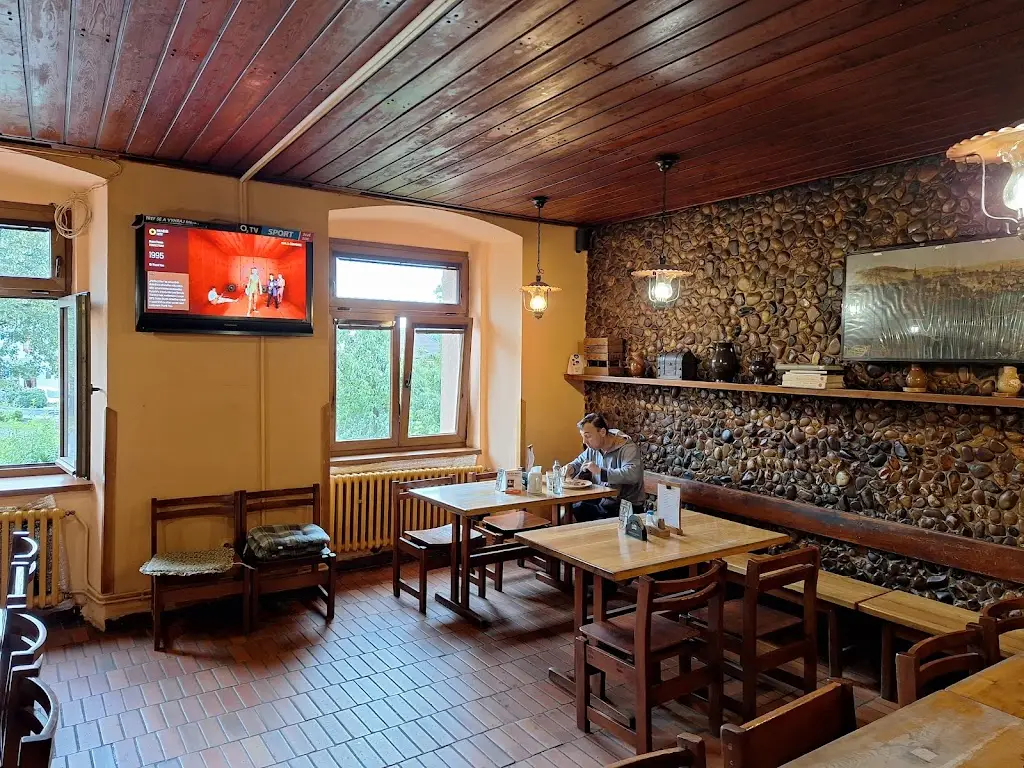 Restaurace U Krčína restaurant in Sedlčany